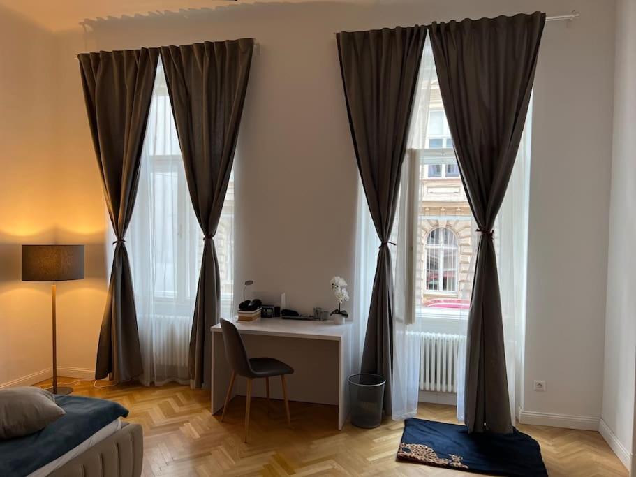 Beautiful Condo At The Old Town 布拉迪斯拉发 外观 照片