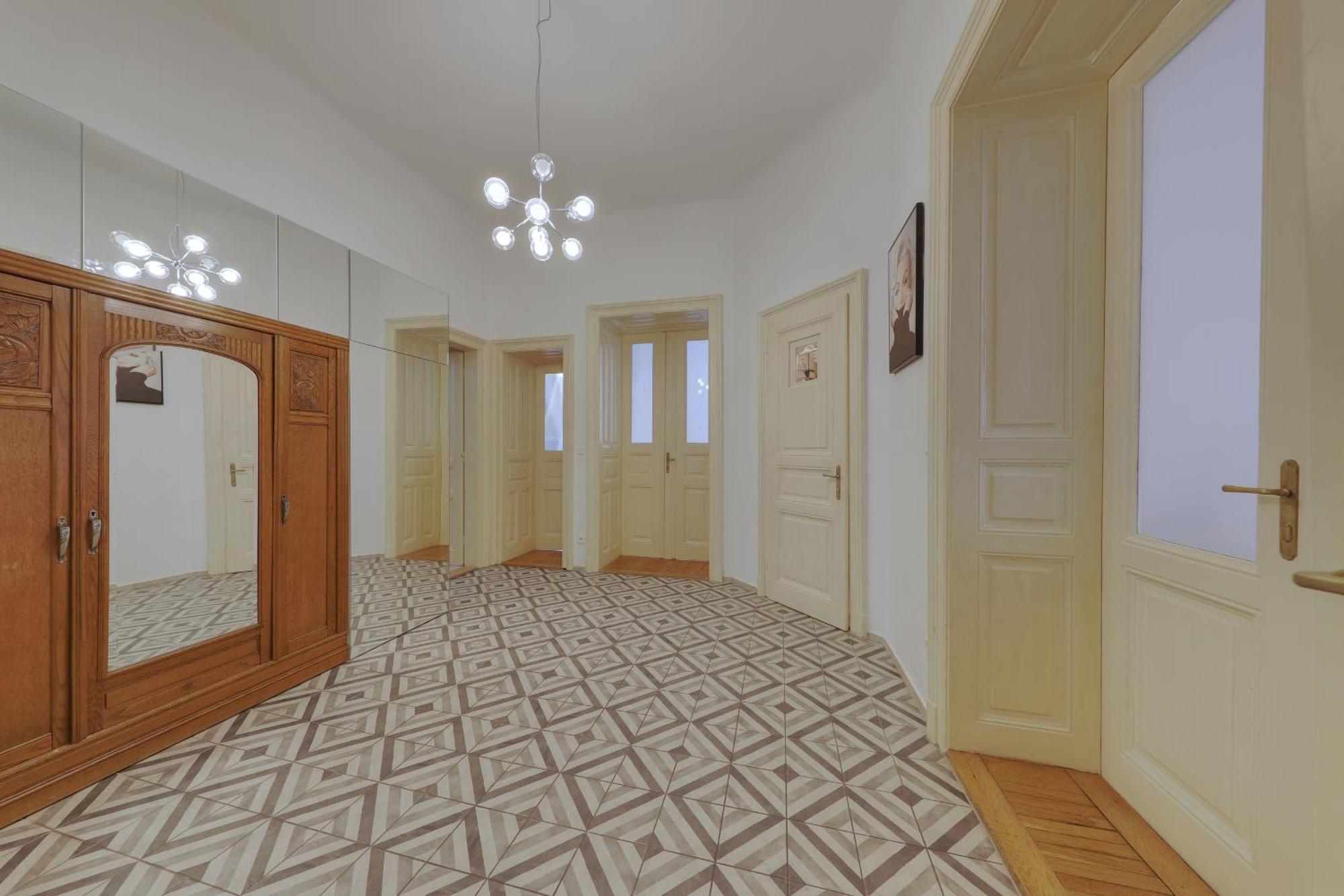 Beautiful Condo At The Old Town 布拉迪斯拉发 外观 照片
