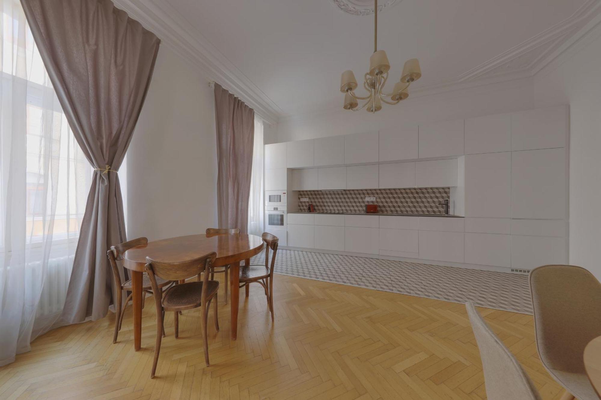 Beautiful Condo At The Old Town 布拉迪斯拉发 外观 照片