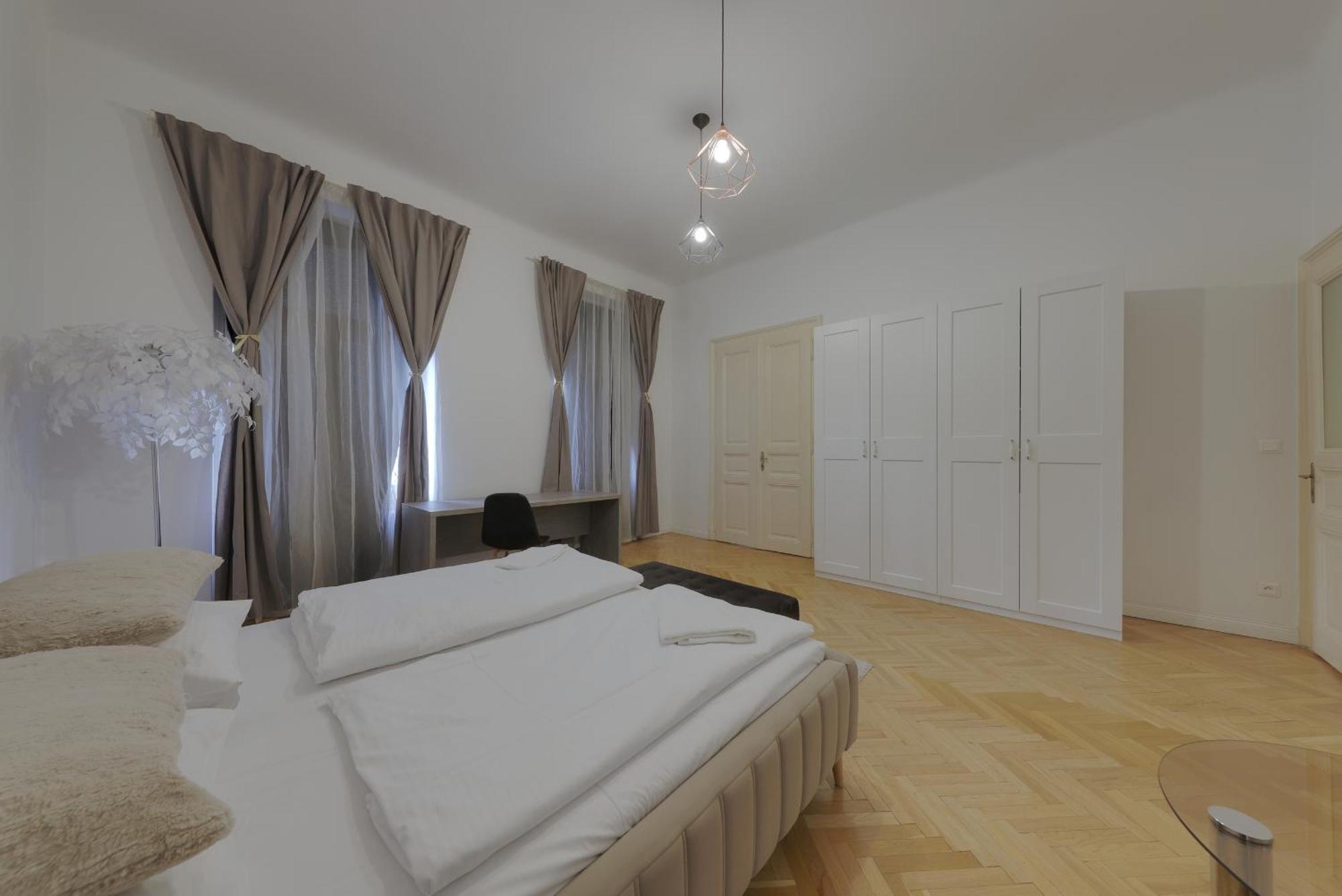 Beautiful Condo At The Old Town 布拉迪斯拉发 外观 照片