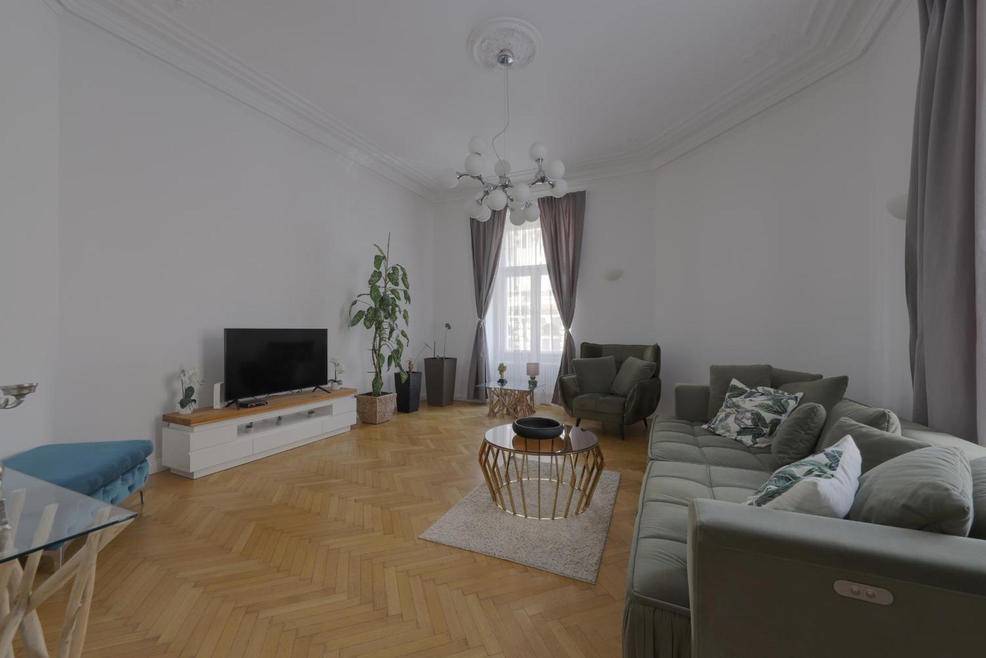 Beautiful Condo At The Old Town 布拉迪斯拉发 外观 照片